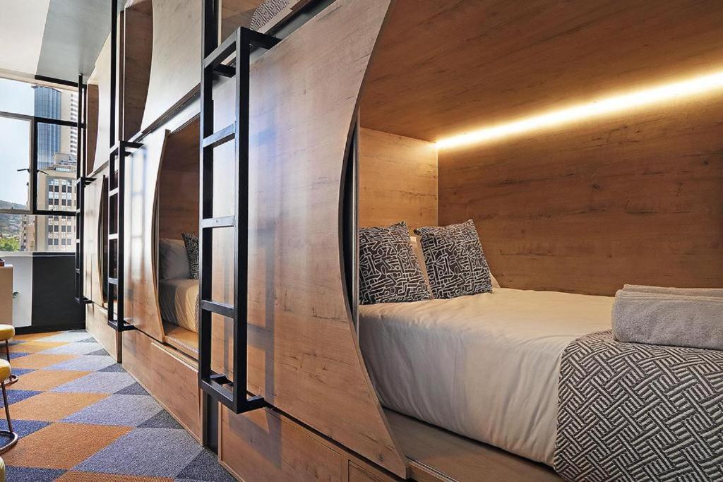 The Rhino Hotel & Apartments Fokváros Kültér fotó