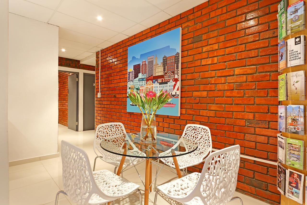 The Rhino Hotel & Apartments Fokváros Kültér fotó